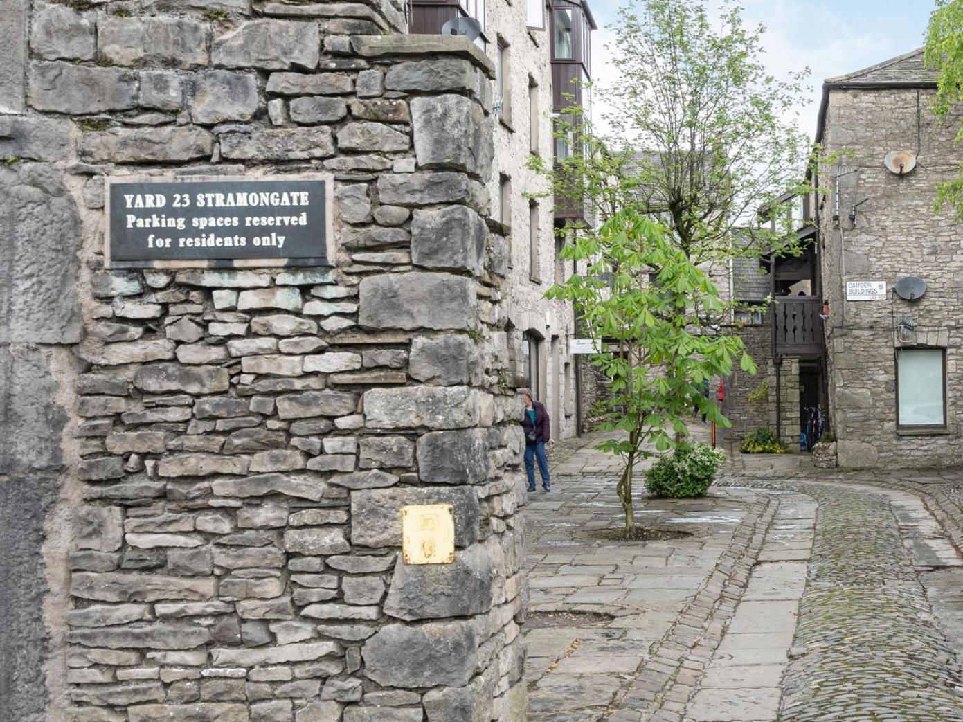 9 Camden Building Apartment Kendal Exterior photo